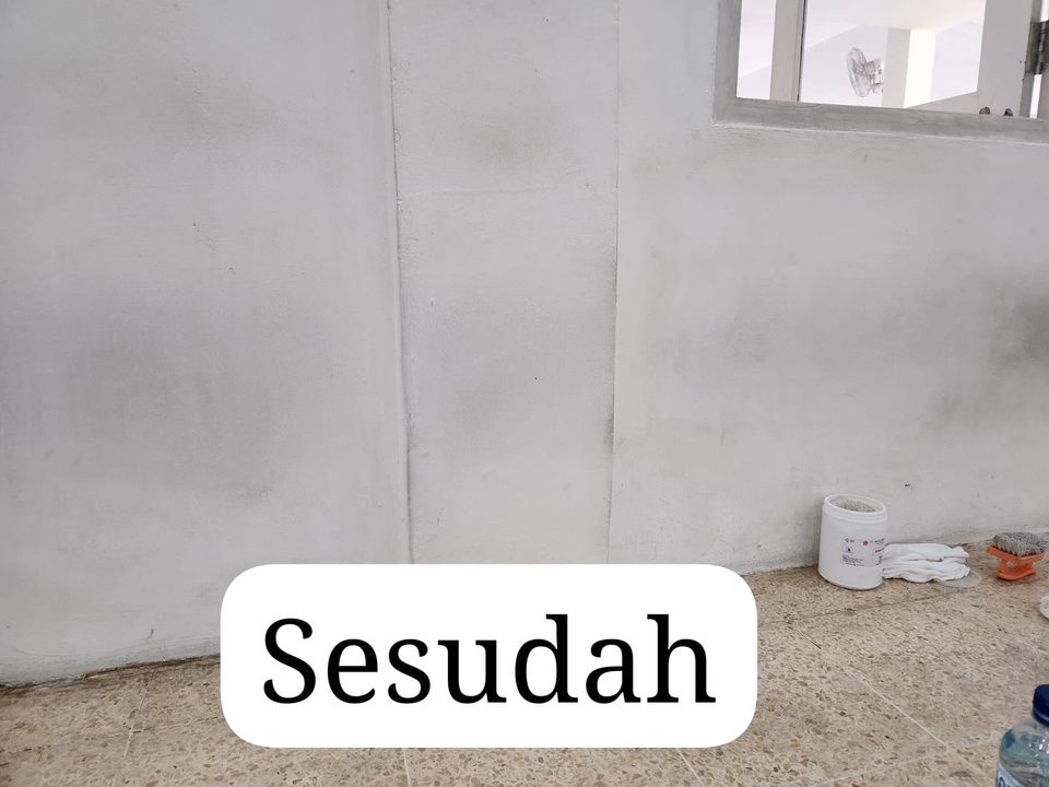 Dinding setelah dibersihkan